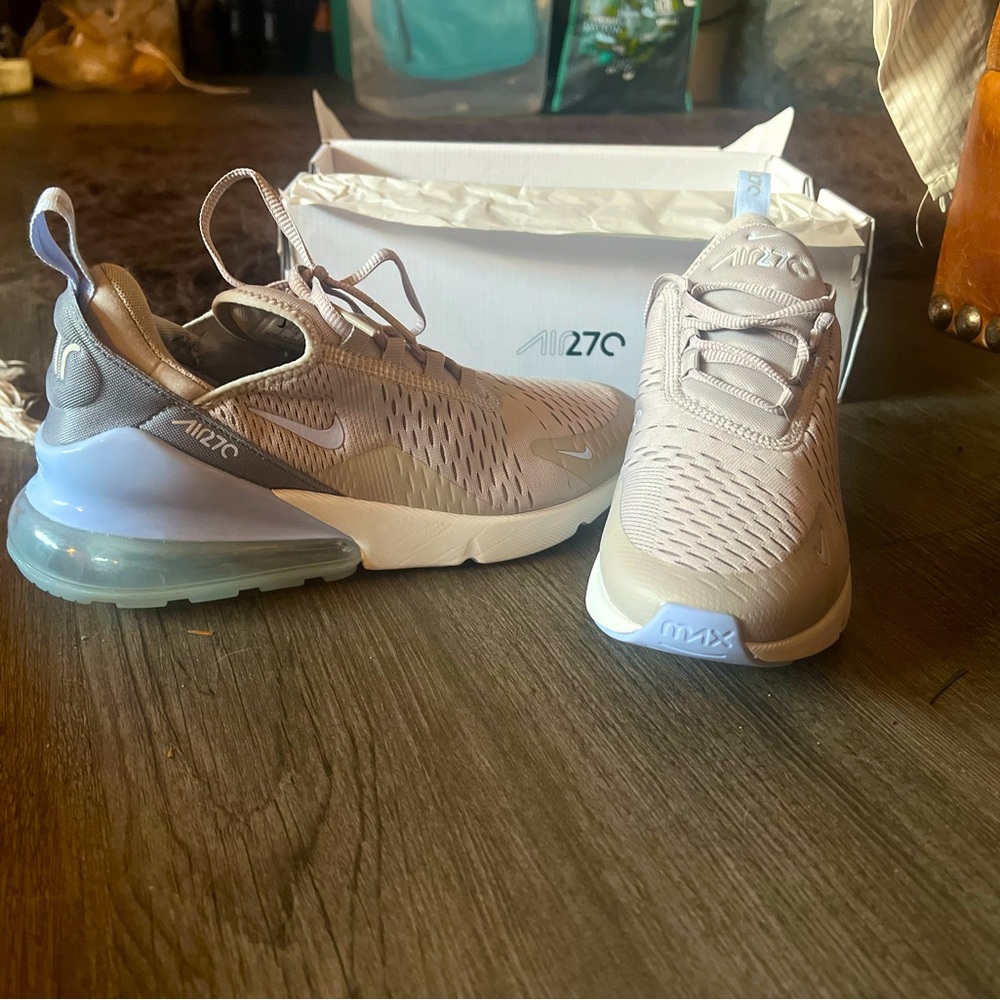 Brand new never worn they were a gift and I couldn’t return.